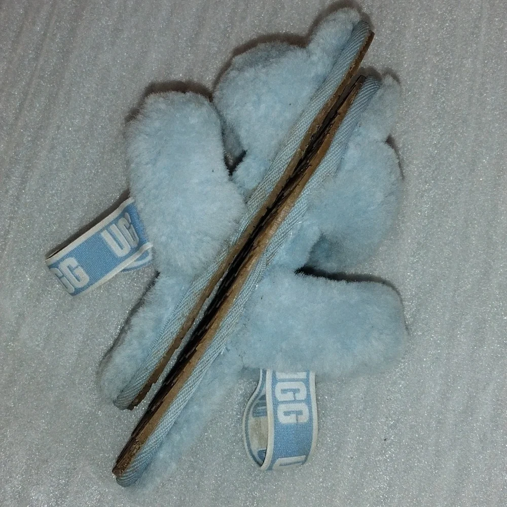 UGG baby fluffy sandals